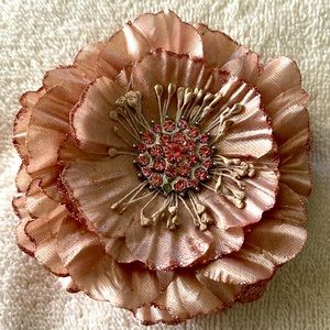 One Rosé Tieks Flower
